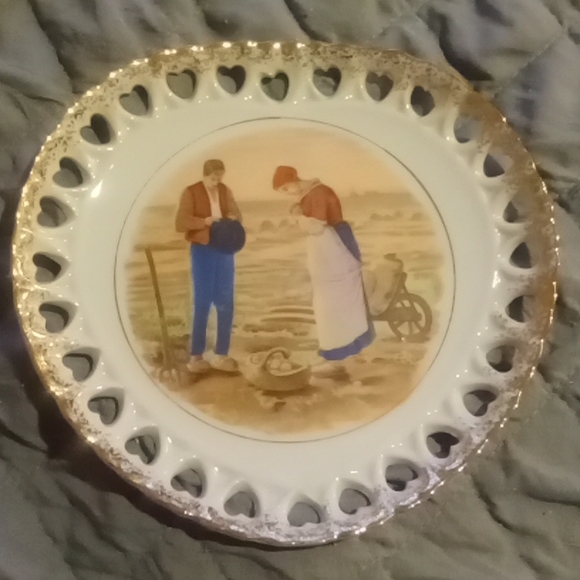 Set of 3 Vintage lattice edge work decorative plates - Picture 7 of 8